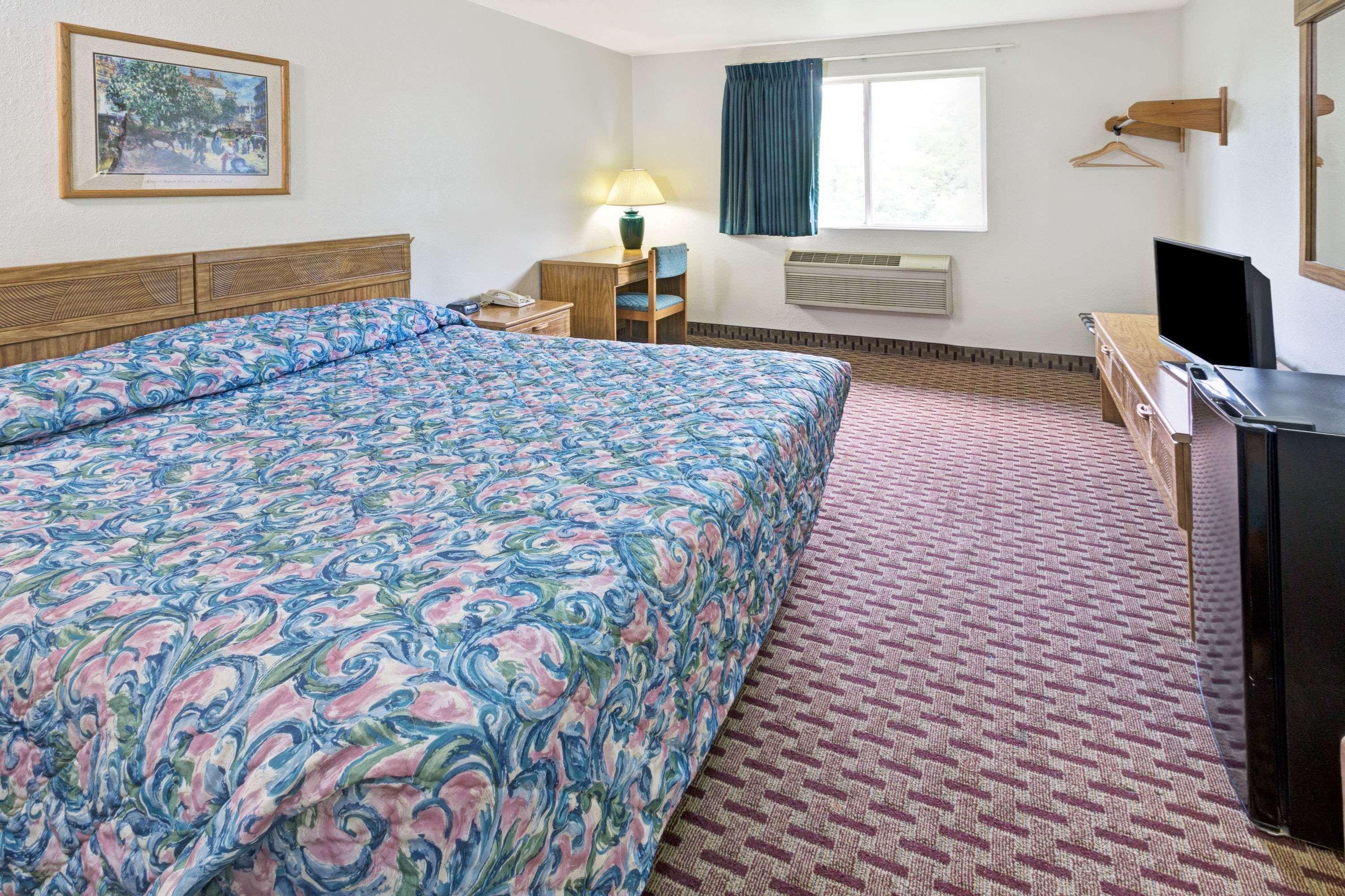 Super 8 By Wyndham Canonsburg/Pittsburgh Area Екстер'єр фото